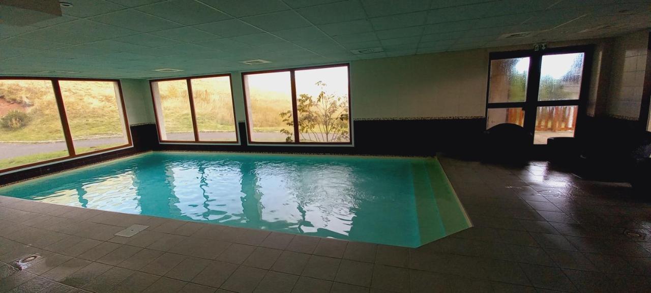 Superbesse Appartement 4-6 Pers. 2 Ch. Dans Residence 3 Etoile Avec Piscine Luaran gambar